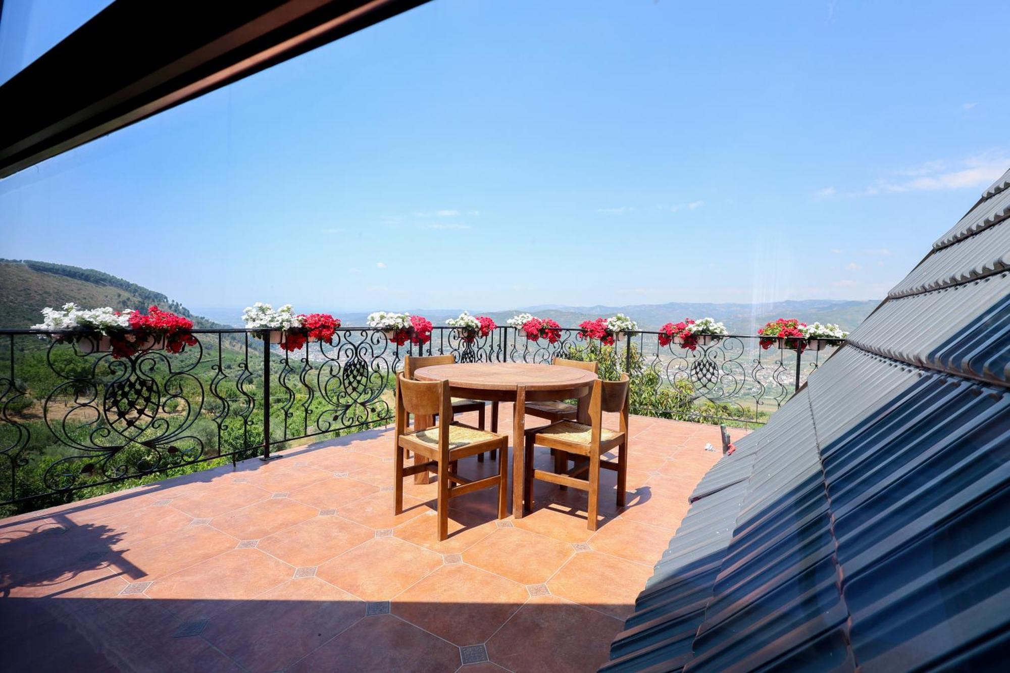 Sunrise House - Swimming Pool Villa Berat Buitenkant foto